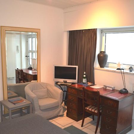 Ferienwohnung Av No.1 Düsseldorf Exterior foto