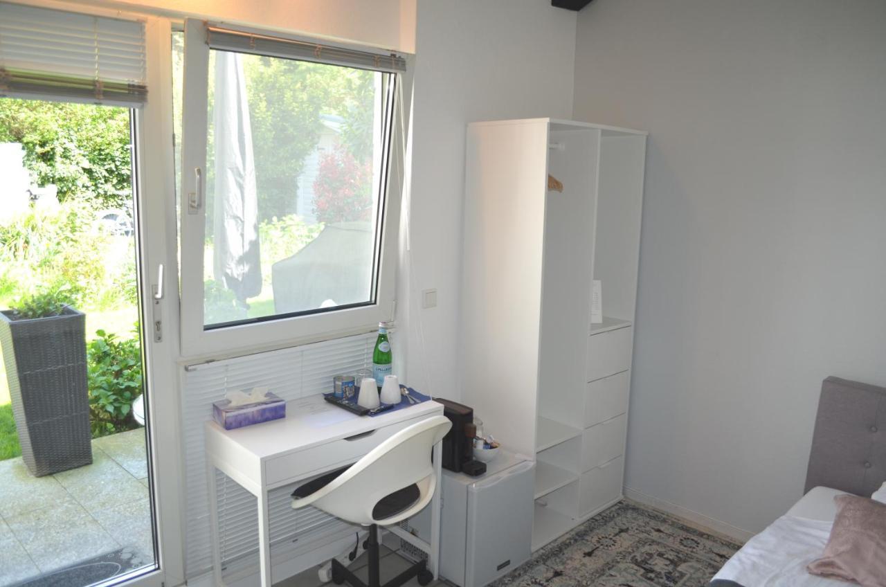 Ferienwohnung Av No.1 Düsseldorf Exterior foto
