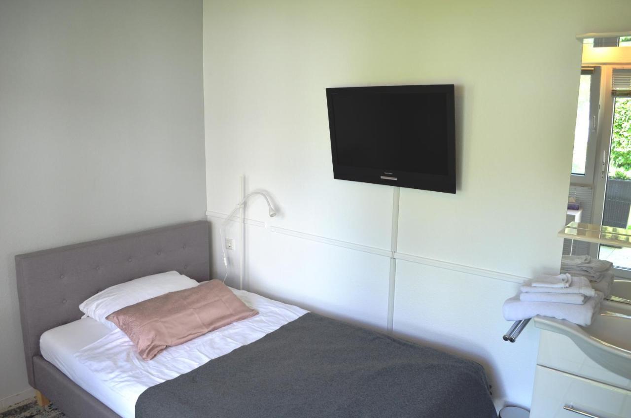 Ferienwohnung Av No.1 Düsseldorf Exterior foto